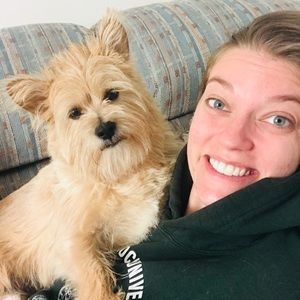 Meet your Posher, Carrie